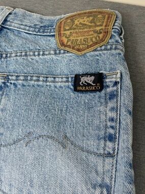 Vintage Parasuco Light Blue Relaxed Jeans with Embroidered Pocket Patch